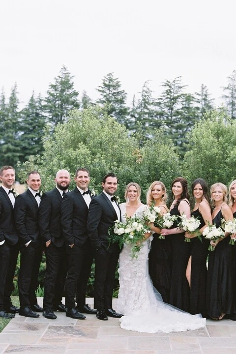 An Outdoor Wedding for Taylor and Ryan