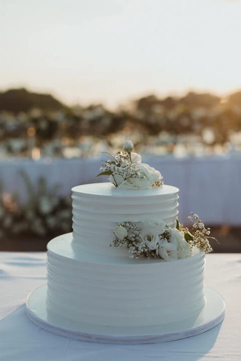 A Classic Wedding for Amy and Joel 