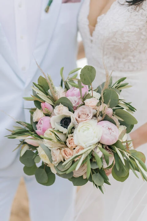 A Beach Wedding for Anita and Eric