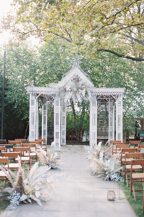 A Garden Wedding for Annie and Ryan