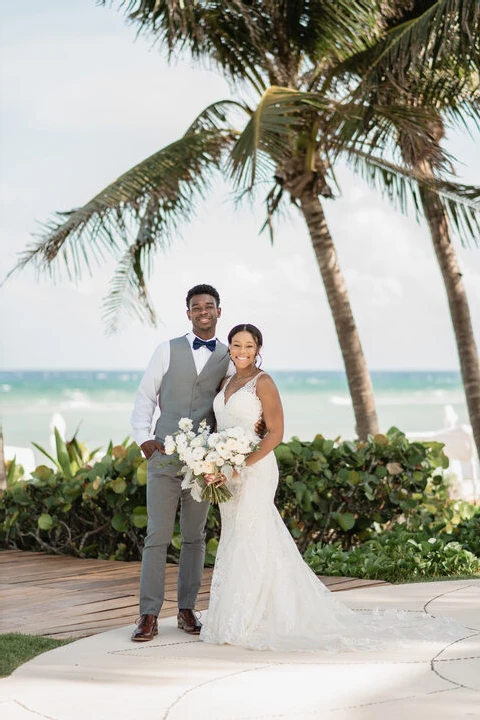 A Beach Wedding for Brezlyn and Deshawn