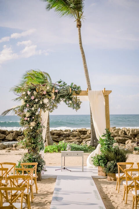 A Beach Wedding for Charli and Jonathan