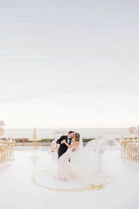 A Beach Wedding for Madlena and Patrick