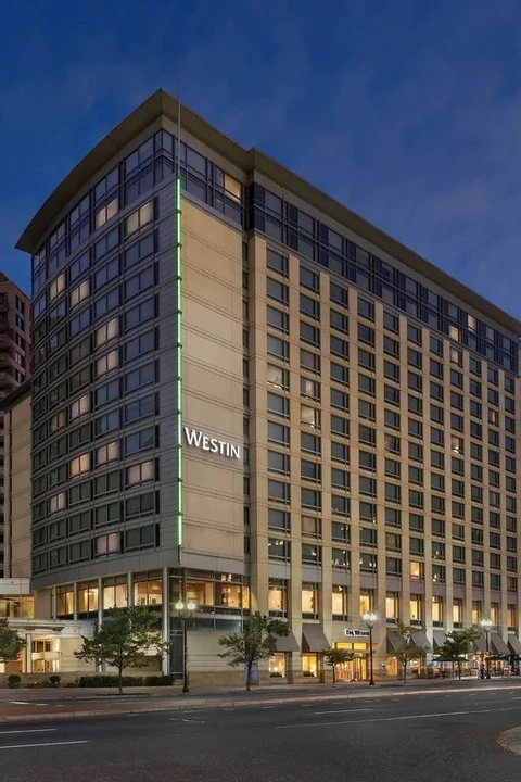 The Westin Arlington Gateway