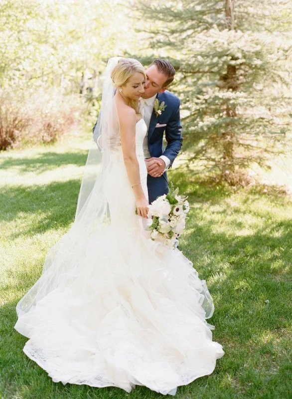 A Rustic Wedding for Loreley and Dj