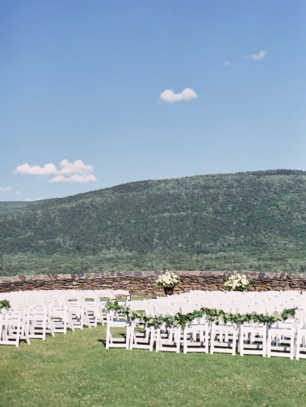 A Classic Wedding for Emily and Jeff