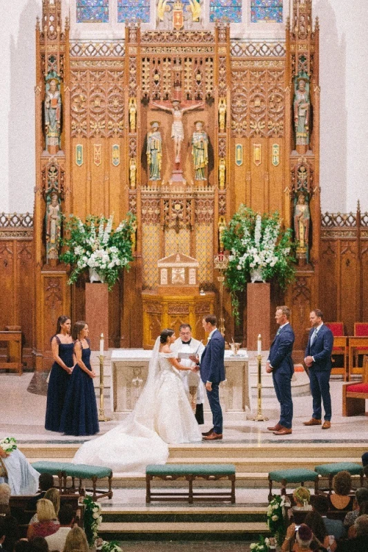 A Classic Wedding for Clare and Riley