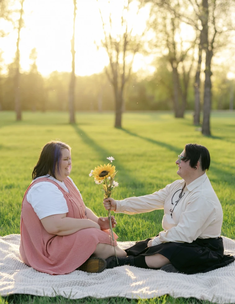 dacotah ashes // artist & photographer