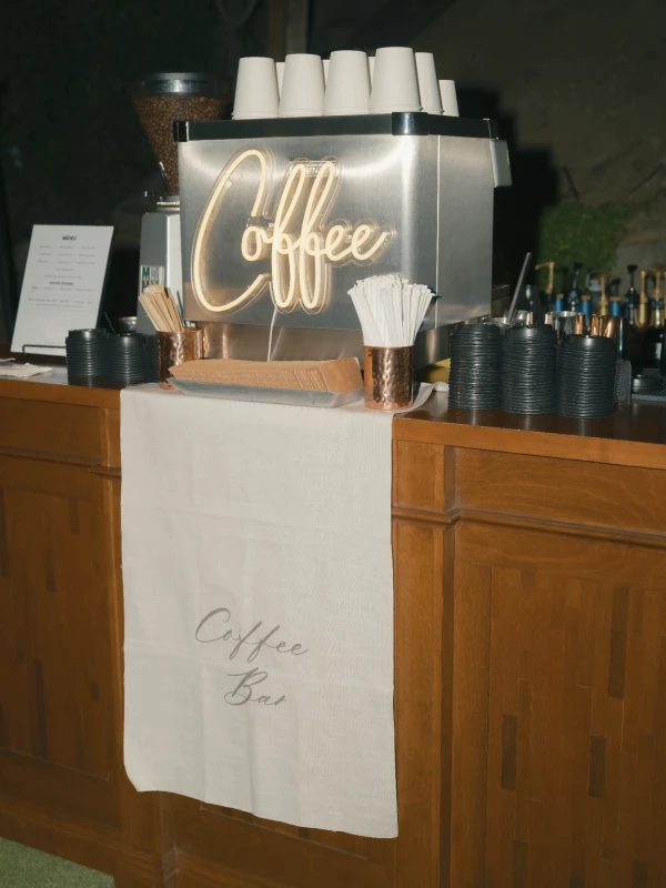 An Vineyard Wedding for Daniela and Matthew