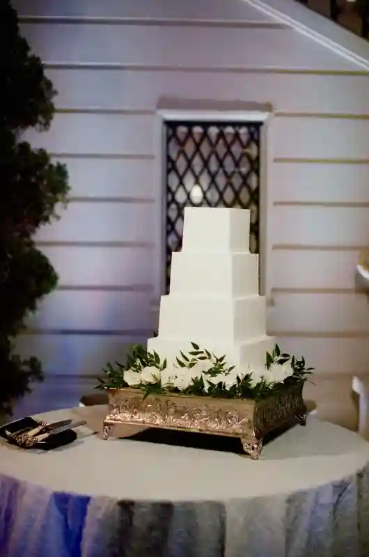 A Classic Wedding for Danielle and Jack