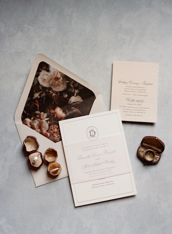 A Classic Wedding for Danielle and Jack