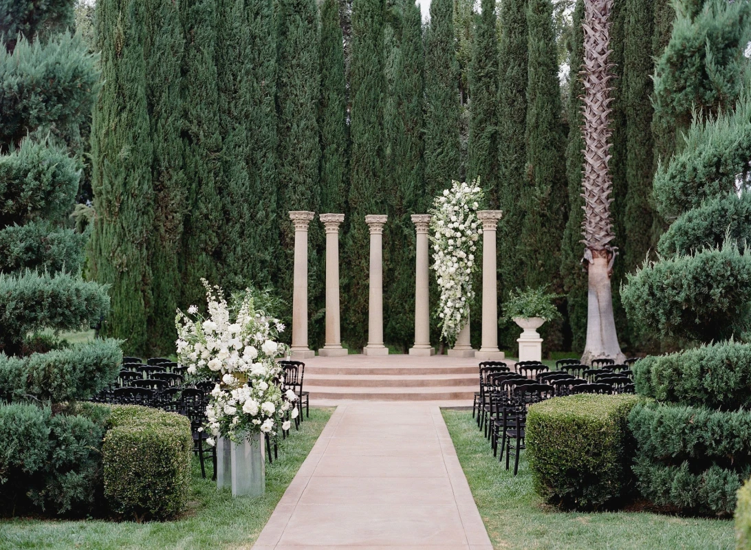 A Classic Wedding for Danielle and Jack