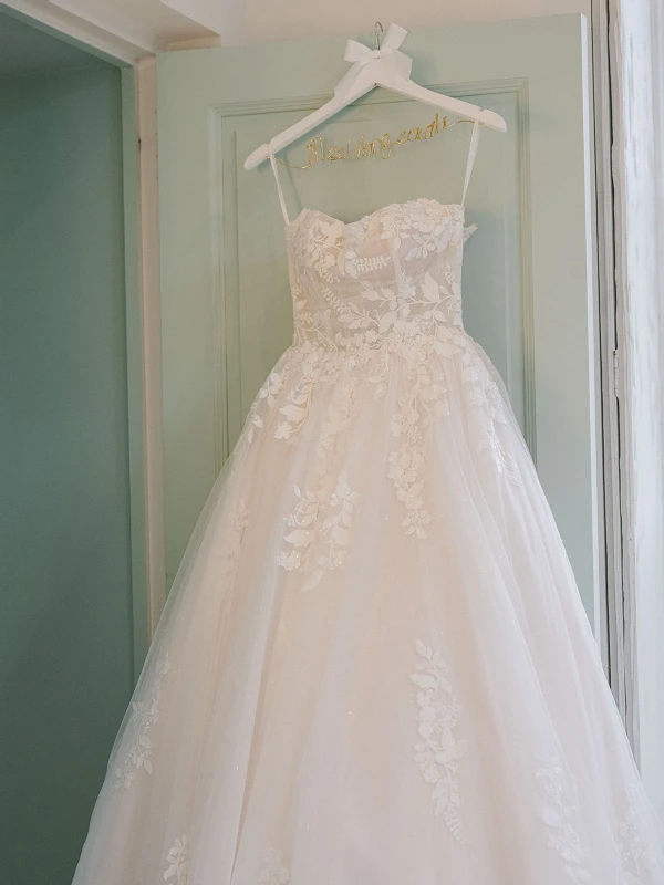 A Colorful Wedding for Danielle and Neil