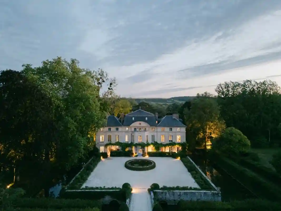 A Colorful Wedding for Danielle and Neil