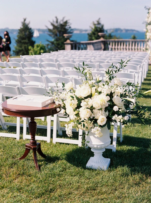 An Outdoor Wedding for Danielle and Thomas