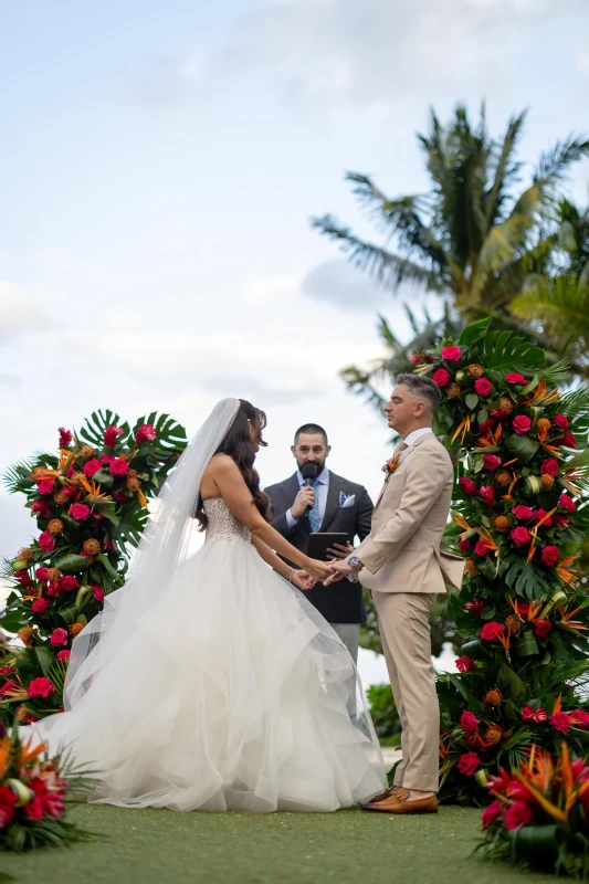 A Beach Wedding for Daria and Matt