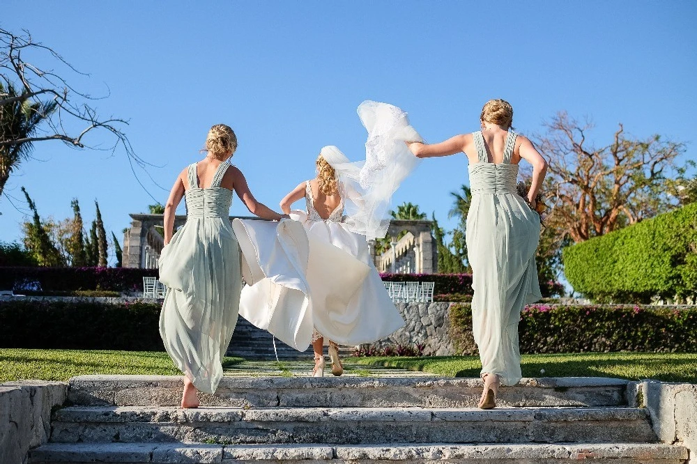 An Outdoor Wedding for Lauren-ashton and John