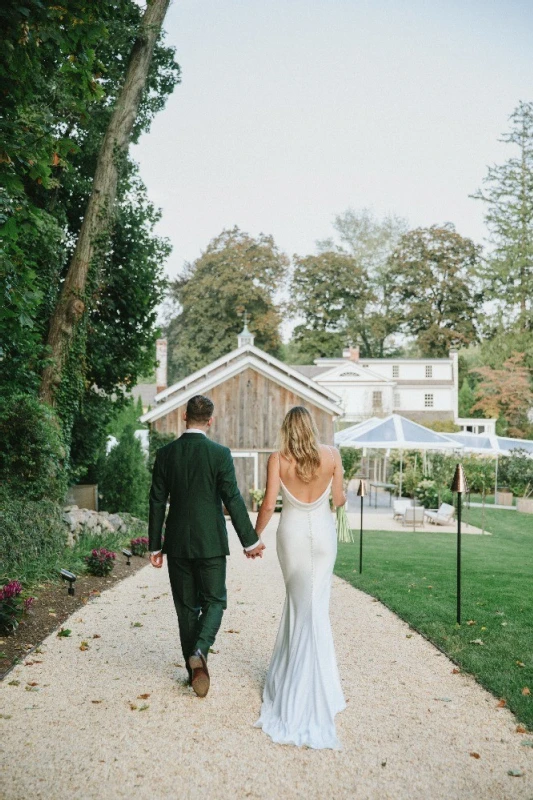 An Outdoor Wedding for Ally and Zac