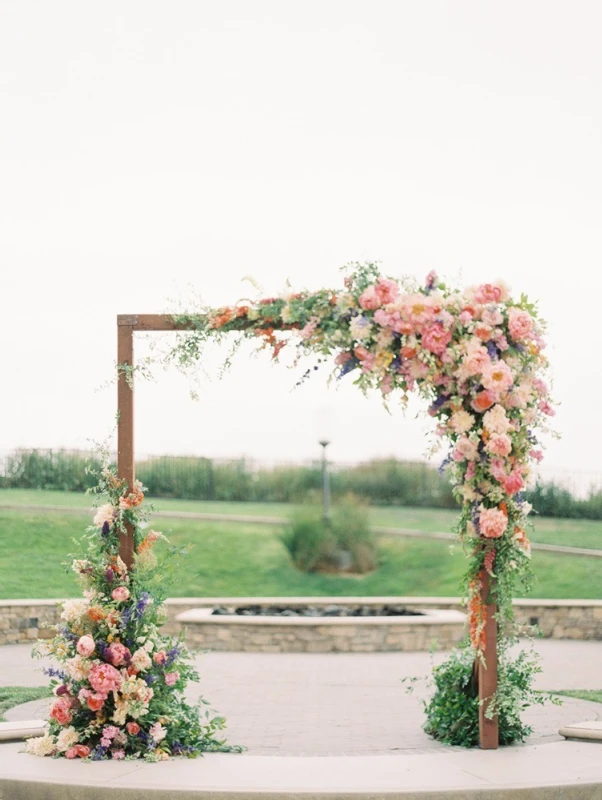 A Classic Wedding for Maggie and Johnny