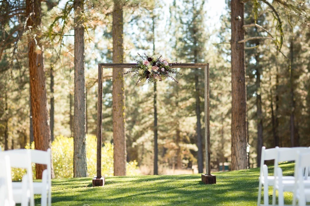 A Classic Wedding for Jessica and Ariel