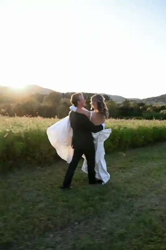 An Estate Wedding for Delaney and Kyle
