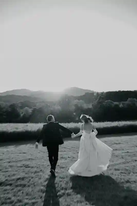An Estate Wedding for Delaney and Kyle