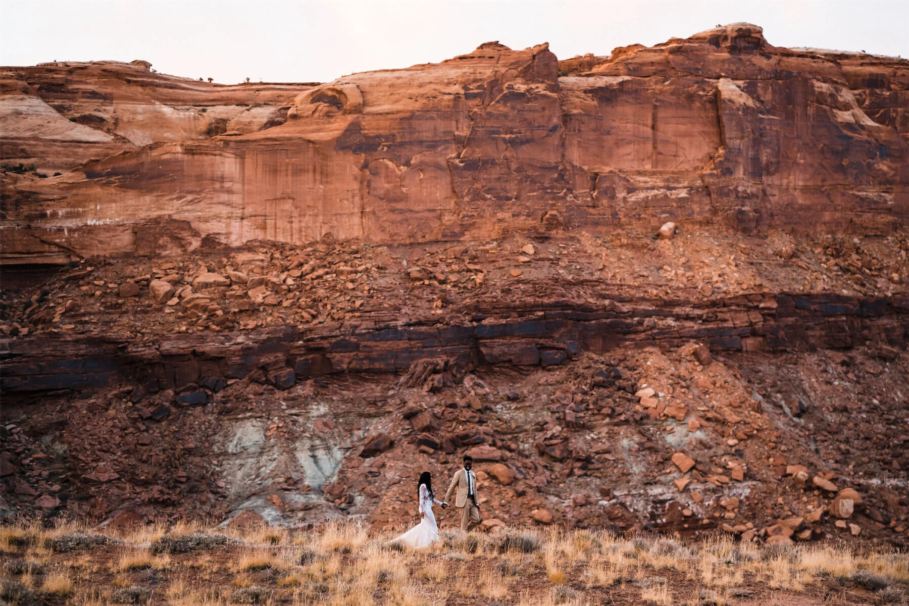 The scenery at this desert wedding was epic, and made for some stunning portraits following the ceremony.