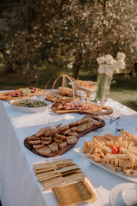 An Outdoor Wedding for Dominique  and Robert