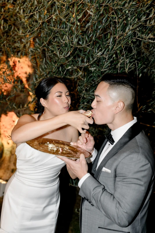 A Garden Wedding for Dorothy and Richard