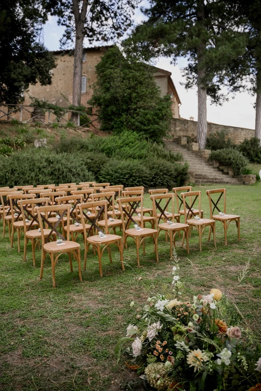 A Garden Wedding for Dorothy and Richard