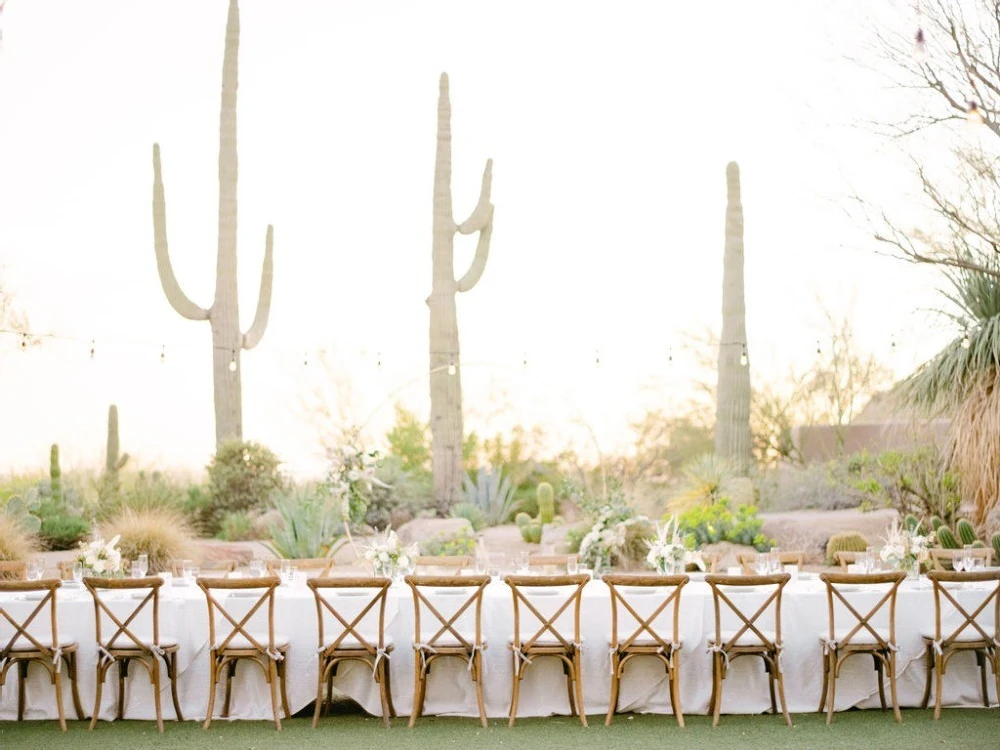 A Desert Wedding for Laura and Joey