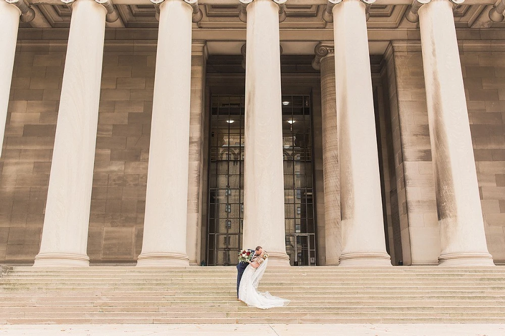 A Classic Wedding for Rachel and Darren