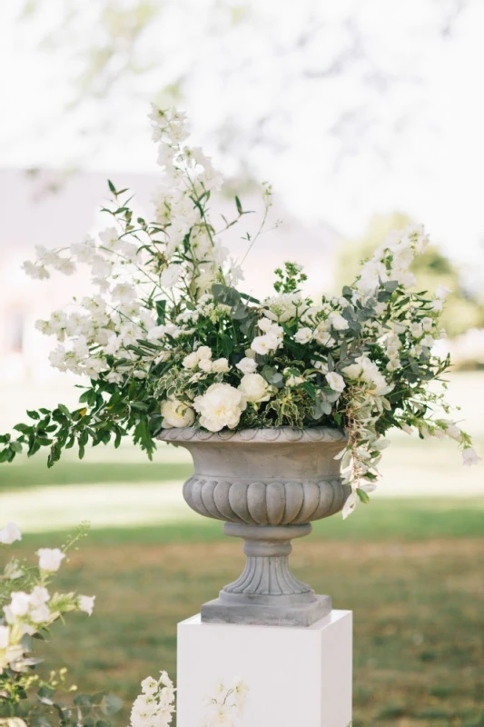 An Outdoor Wedding for Olga and Keith