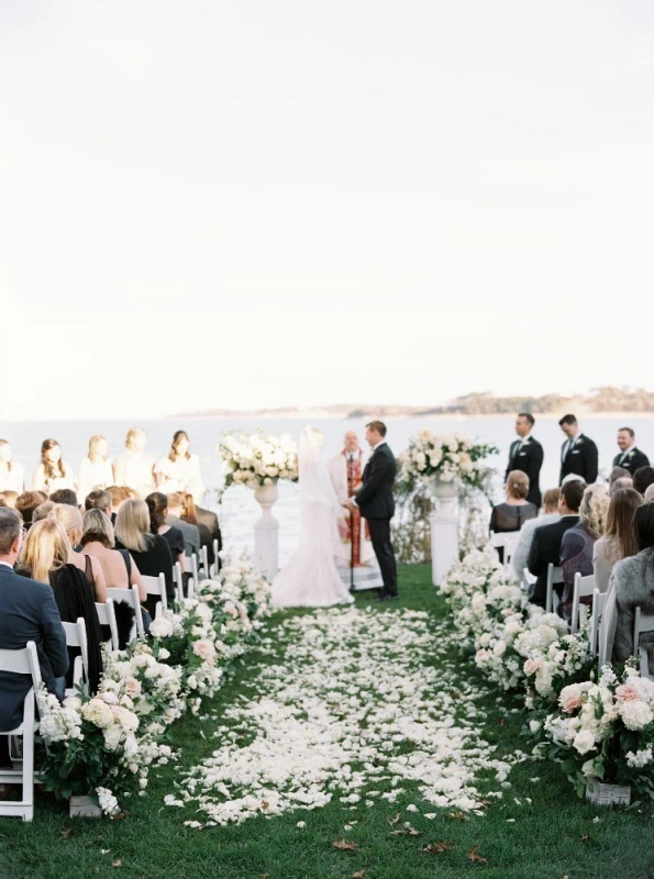 A Classic Wedding for Jillian and Travis