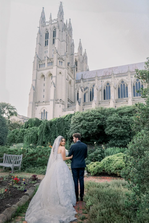 A Classic Wedding for Elena and Matthew