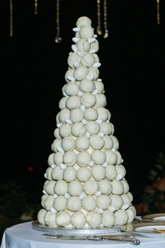 A Château Wedding for Elence and Xiaoshi