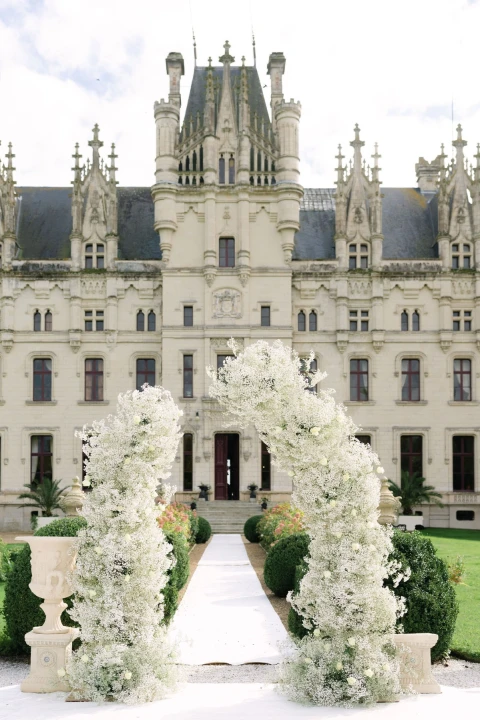 A Château Wedding for Elence and Xiaoshi