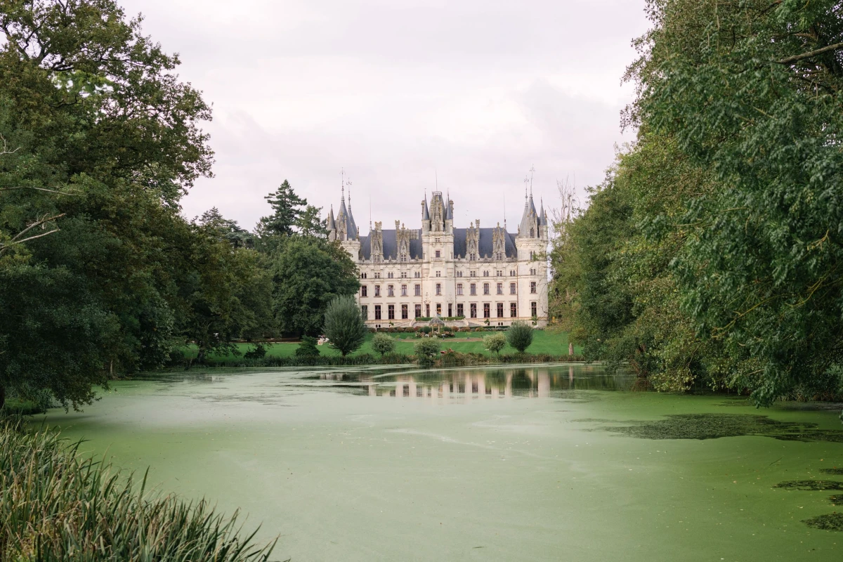 A Château Wedding for Elence and Xiaoshi