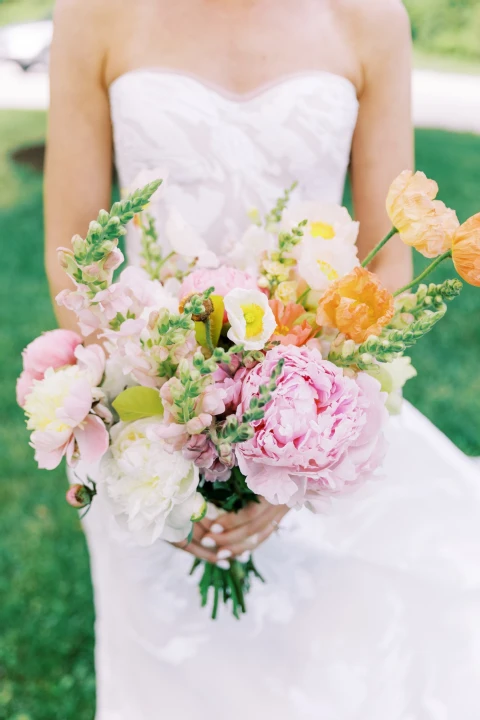 An Outdoor Wedding for Elizabeth and Danny