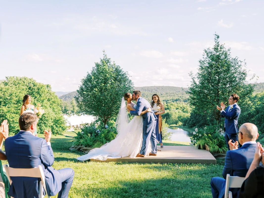 An Outdoor Wedding for Elizabeth and Danny