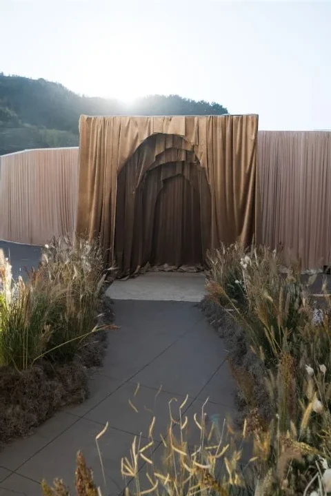 An Modern Wedding for Elizabeth and Matt