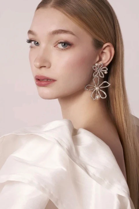 Elizabeth Bower