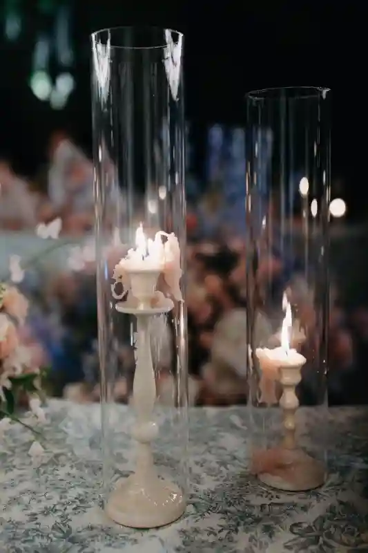 A Pastel Wedding for Ellen and Will