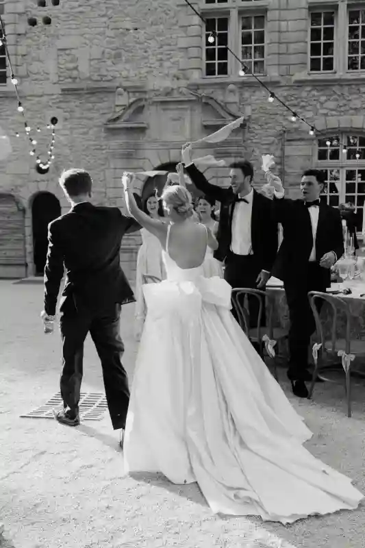 A Pastel Wedding for Ellen and Will