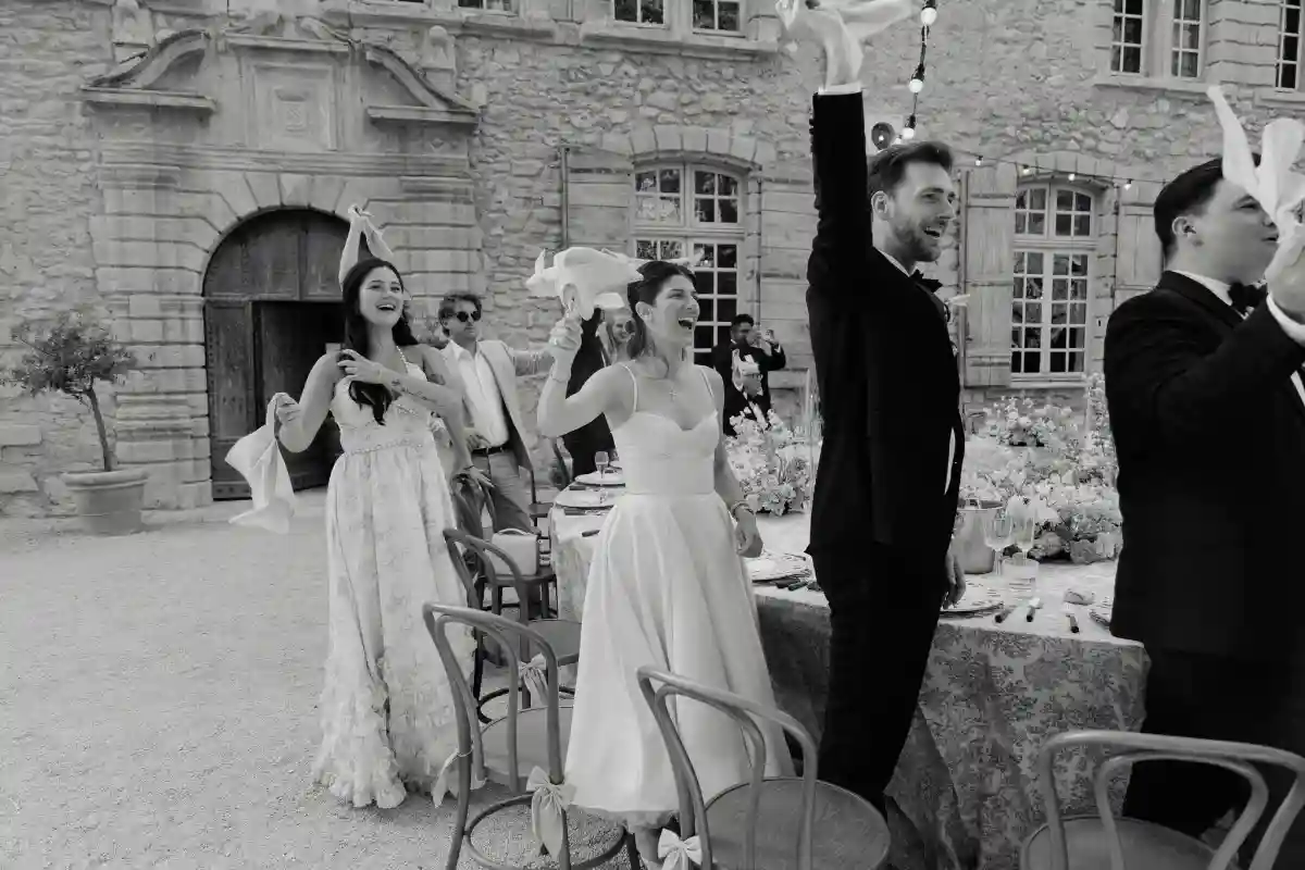 A Pastel Wedding for Ellen and Will