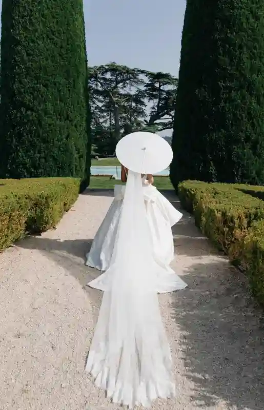 A Pastel Wedding for Ellen and Will