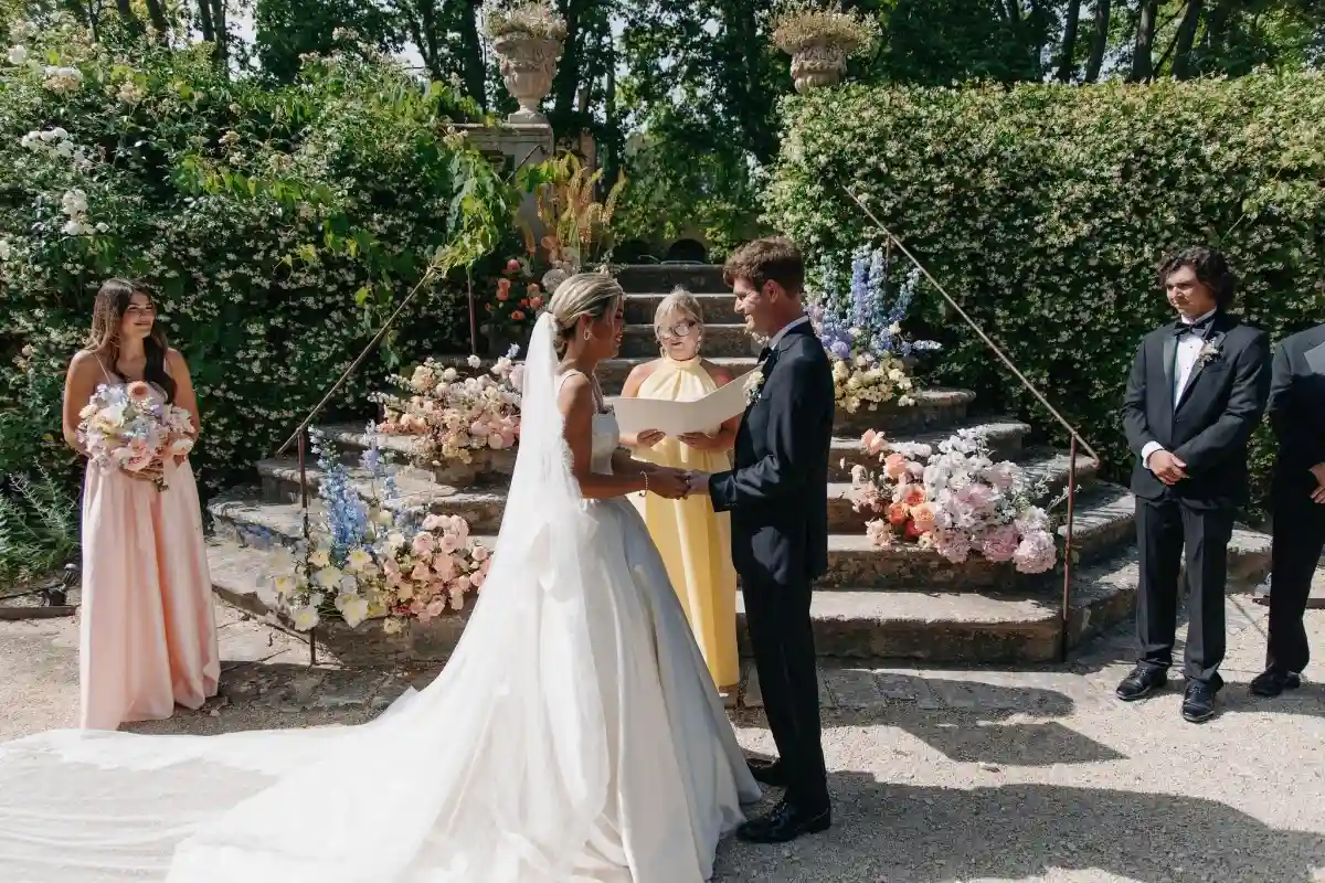 A Pastel Wedding for Ellen and Will