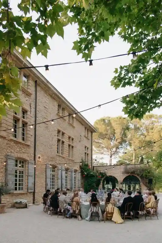 A Pastel Wedding for Ellen and Will