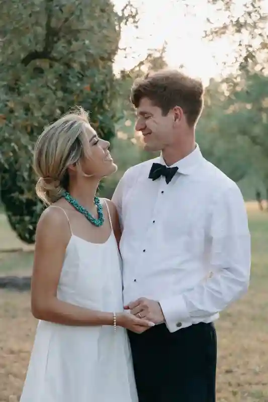 A Pastel Wedding for Ellen and Will