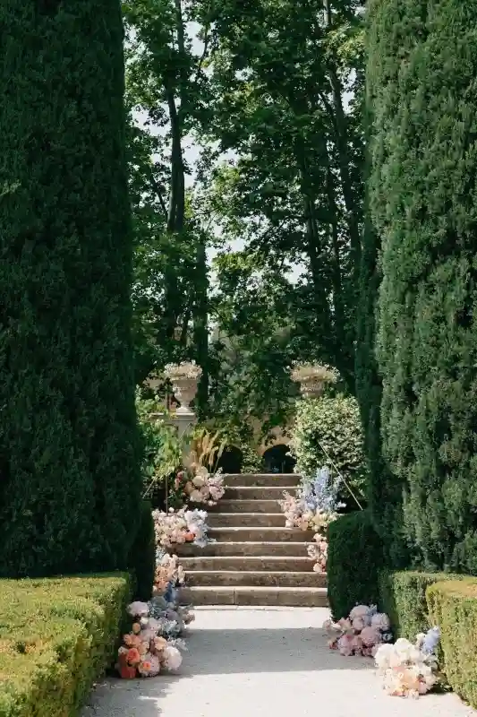 A Pastel Wedding for Ellen and Will